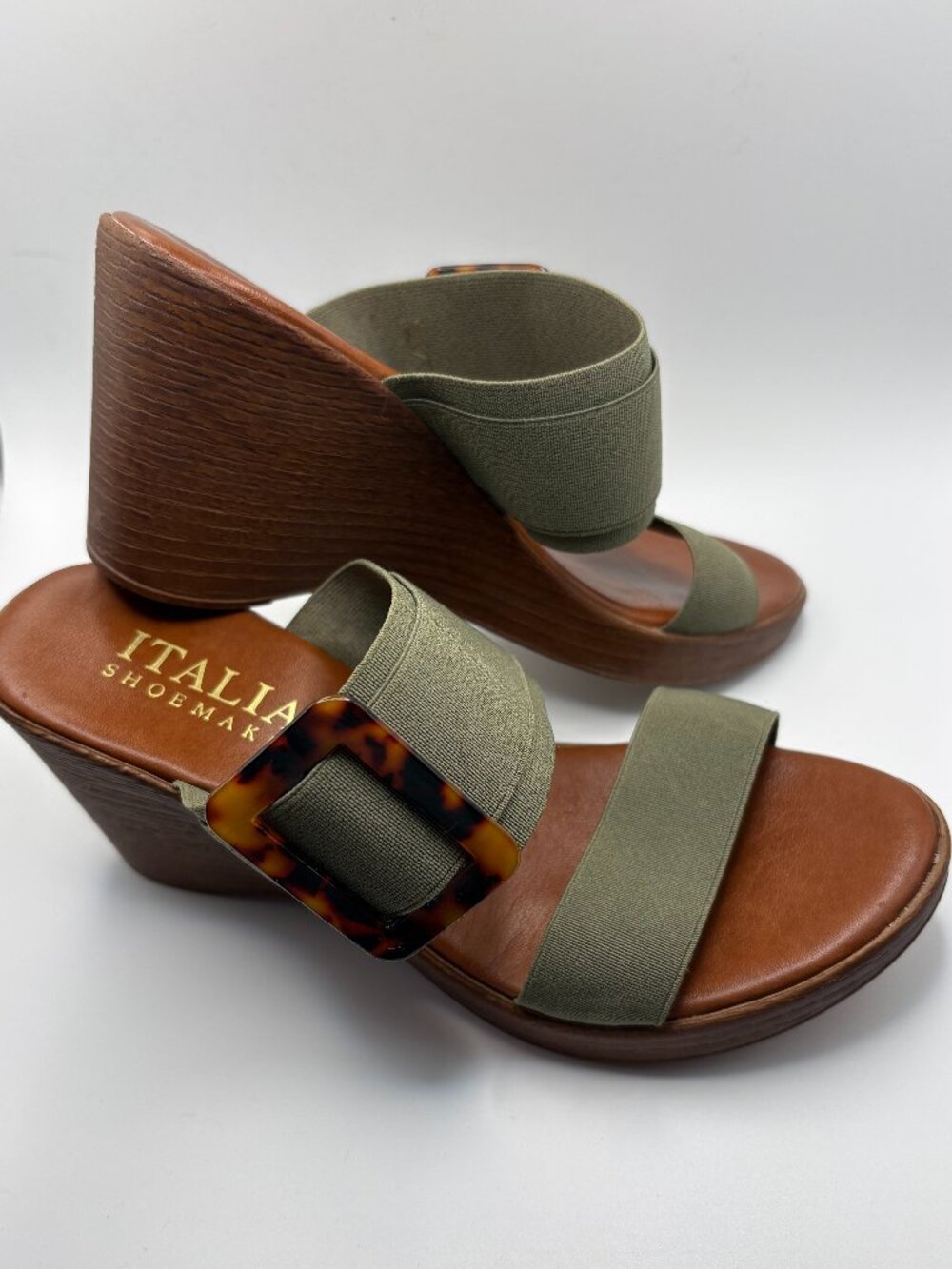 Italian Shoemakers Wedge Sandals Women 6 Olive Green Stretch Strap Tortoise